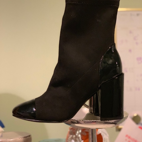 Mark Fisher bootie never worn in box. - Picture 2 of 8